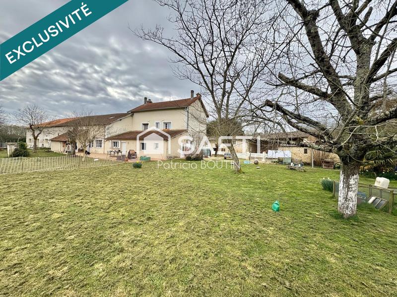 Maison - 295 m² - 12 pièces
