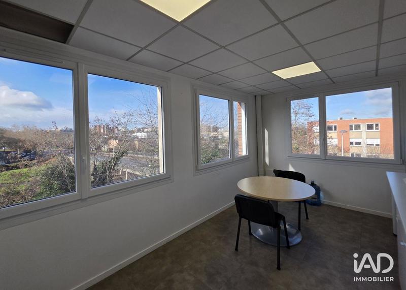 Bureau - 137 m²