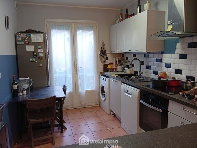 Maison - 90 m² - 5 pièces