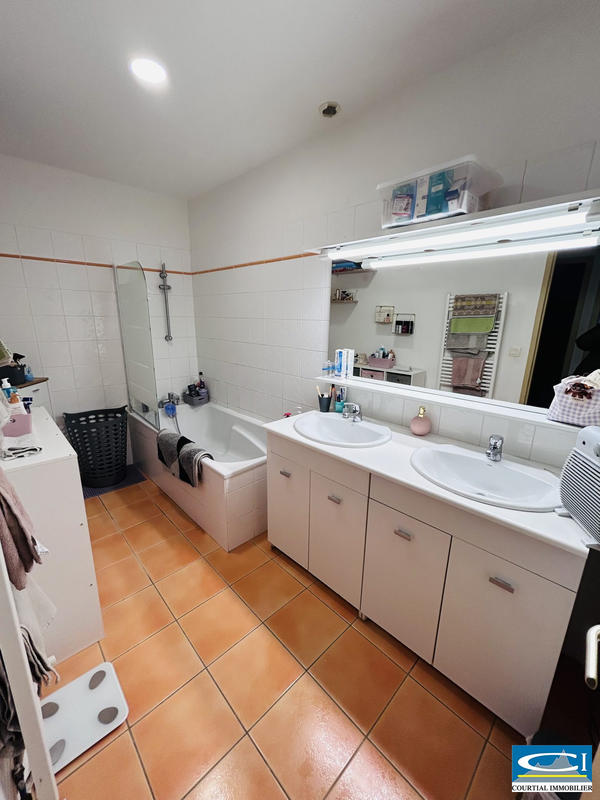 Appartement - 111 m² - 5 pièces