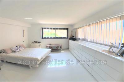 Maison de village - 288 m² - 6 pièces