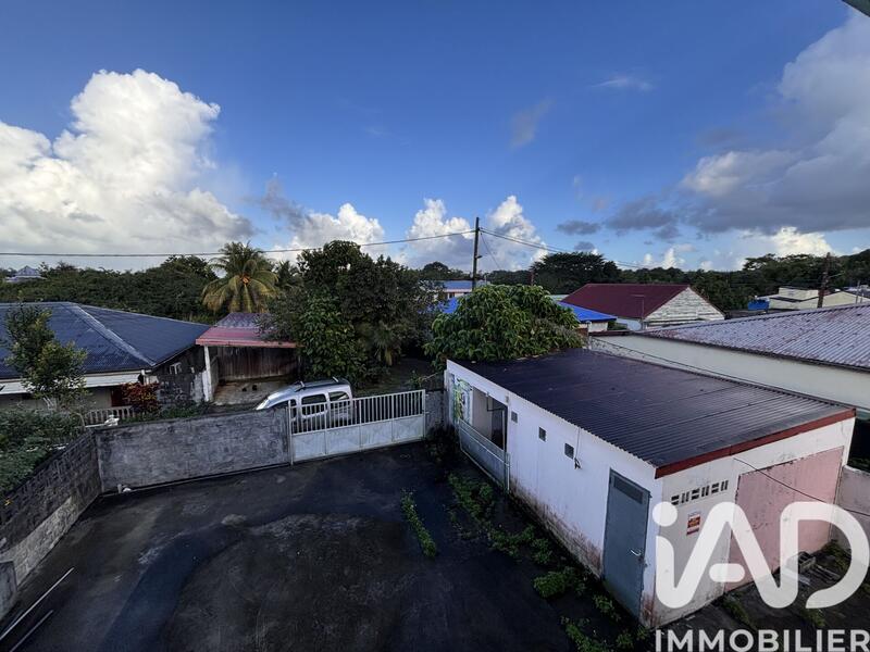 Maison - 193 m² - 8 pièces