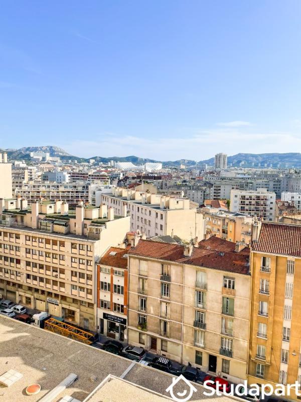 Chambre - 11 m² - 1 pièce