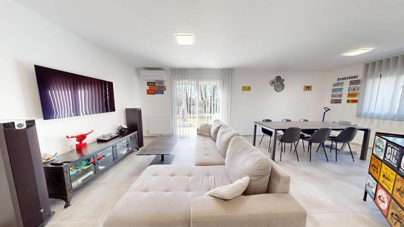 Maison - 113 m² - 5 pièces