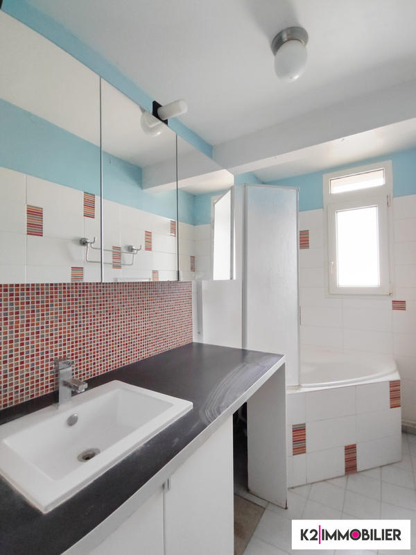 Appartement - 65 m² - 4 pièces