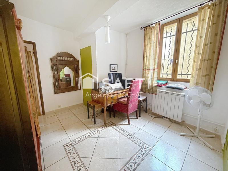 Maison - 101 m² - 4 pièces