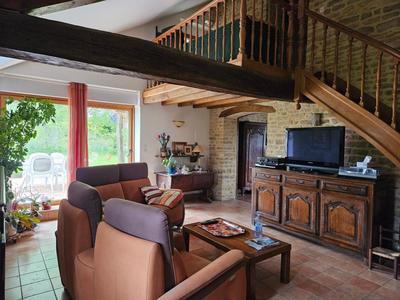 Maison - 167 m² - 4 pièces