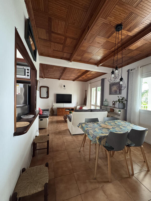 Maison - 100 m² - 4 pièces