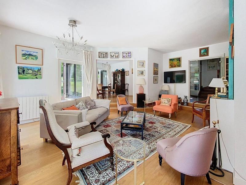 Maison - 148 m² - 7 pièces