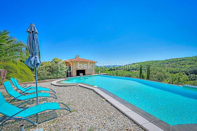 Maison d'architecte - 490 m² - 16 pièces