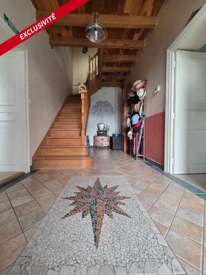 Maison - 371 m² - 7 pièces