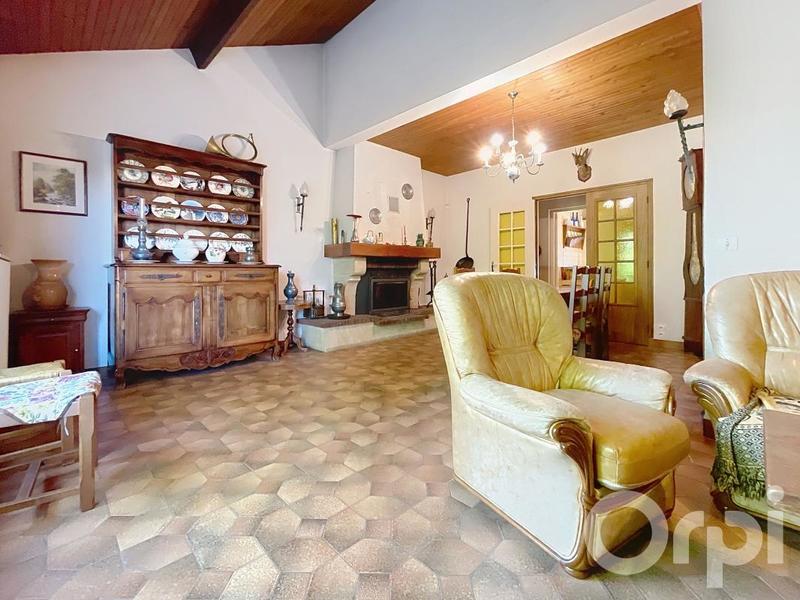 Maison - 164 m² - 7 pièces