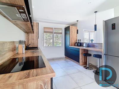 Maison - 85 m² - 4 pièces