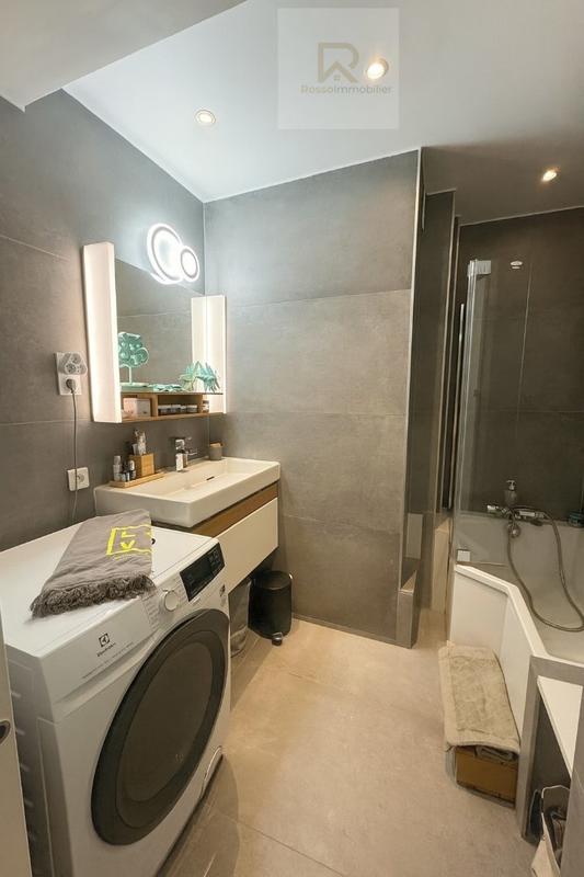 Appartement - 81 m² - 4 pièces