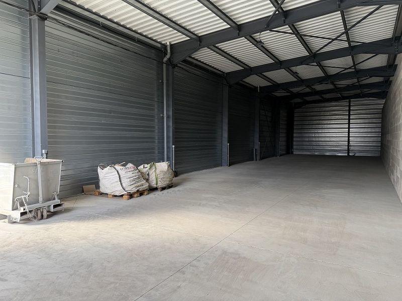 Bureau - 225 m² - 1 pièce