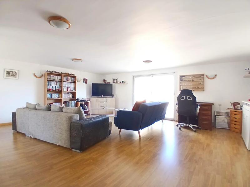 Maison - 190 m² - 9 pièces