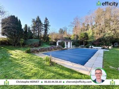 Maison - 380 m² - 11 pièces