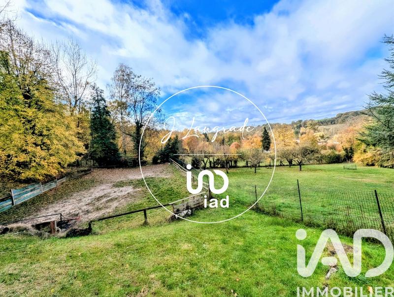 Maison - 200 m² - 7 pièces