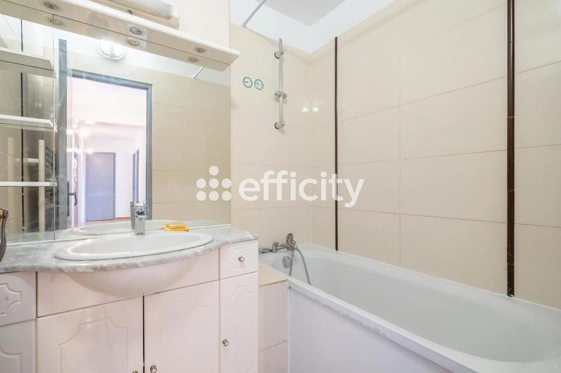 Appartement - 68 m² - 4 pièces