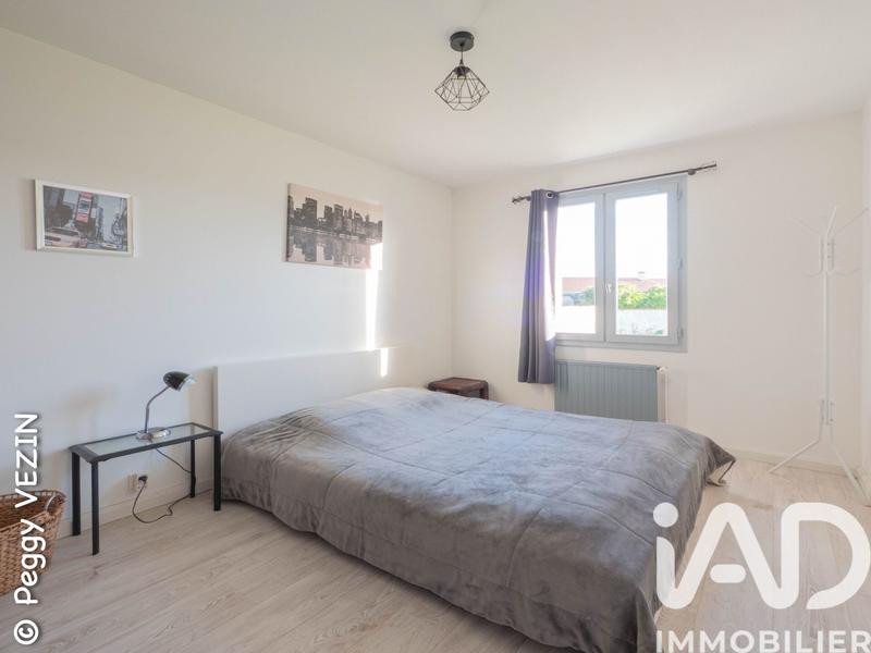 Maison - 99 m² - 5 pièces