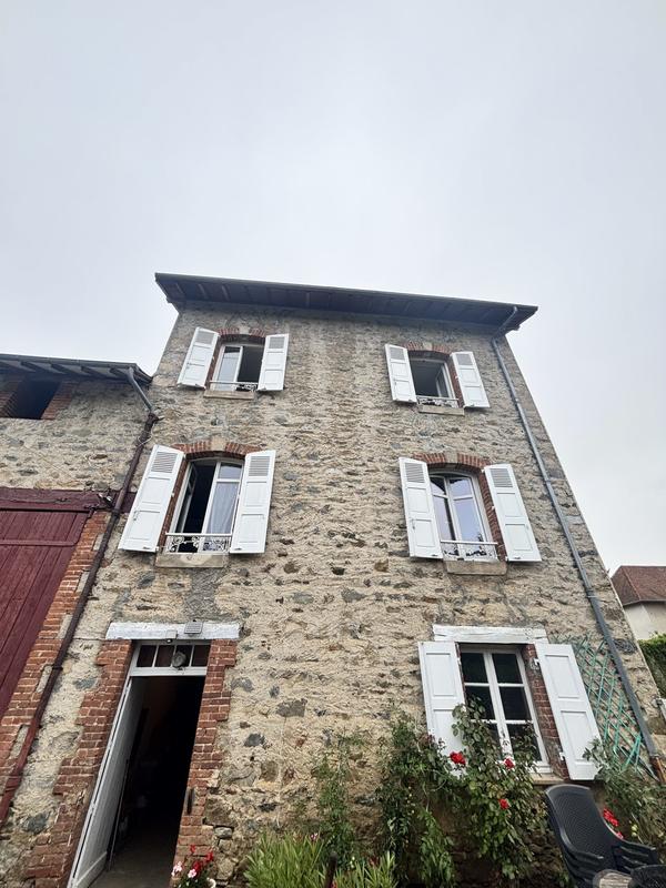 Maison ancienne - 143 m² - 4 pièces