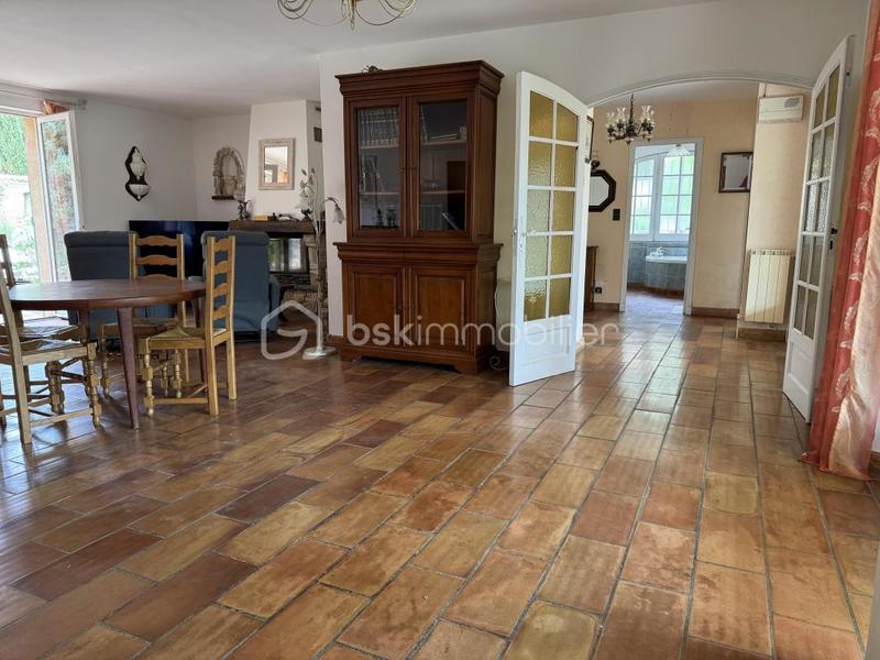 Maison - 169 m² - 6 pièces