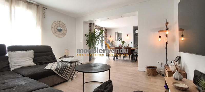 Maison traditionnelle - 133 m² - 6 pièces