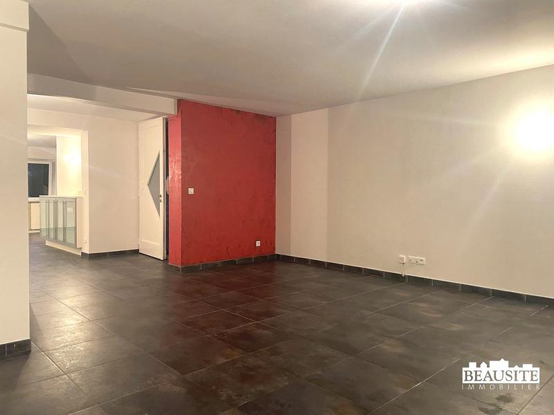 Maison - 138 m² - 6 pièces