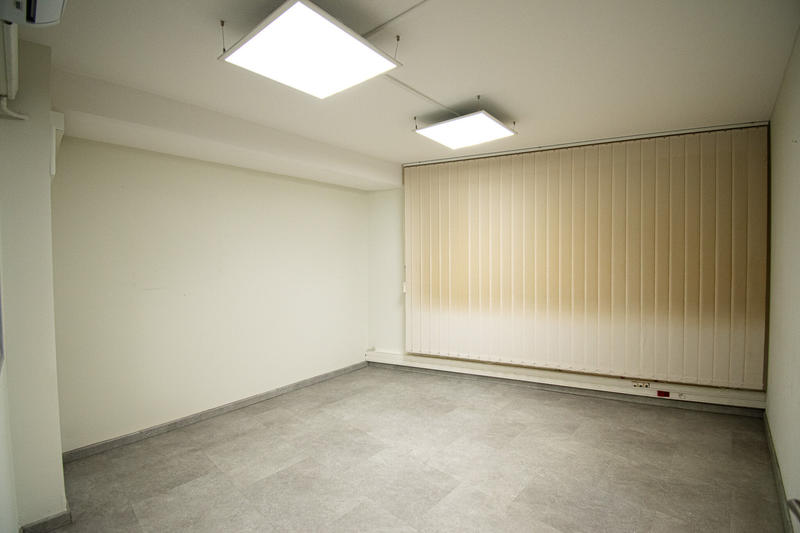 Local commercial - 247 m²