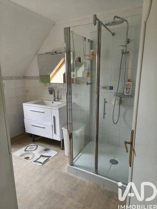 Maison - 90 m² - 5 pièces