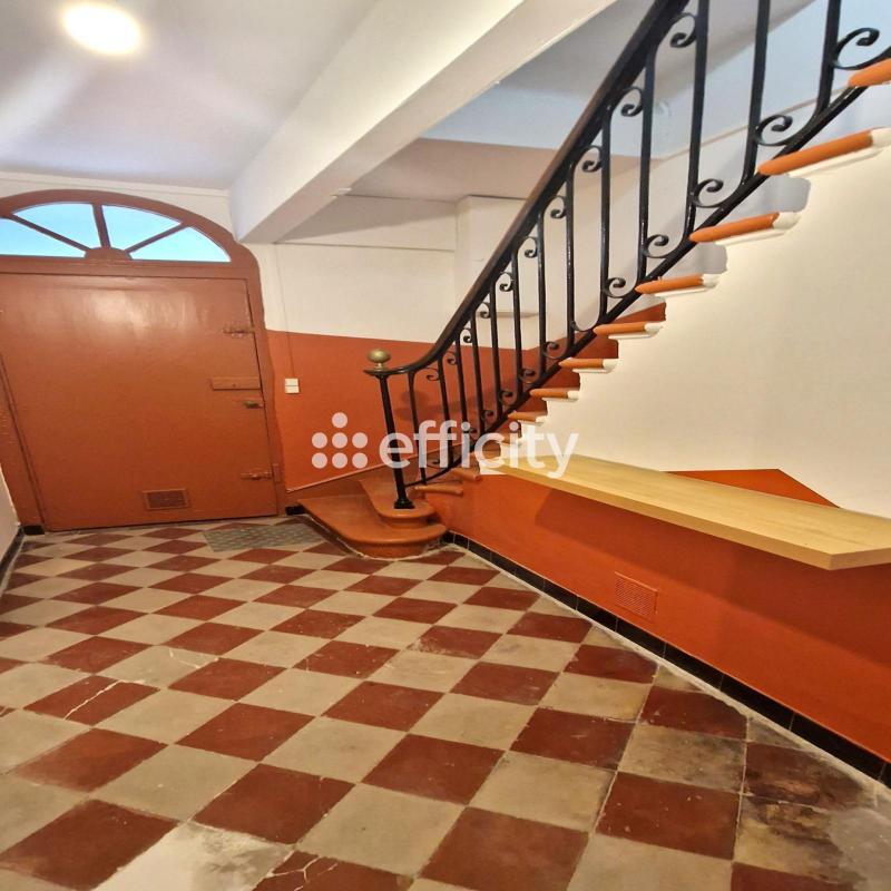 Maison - 170 m² - 9 pièces