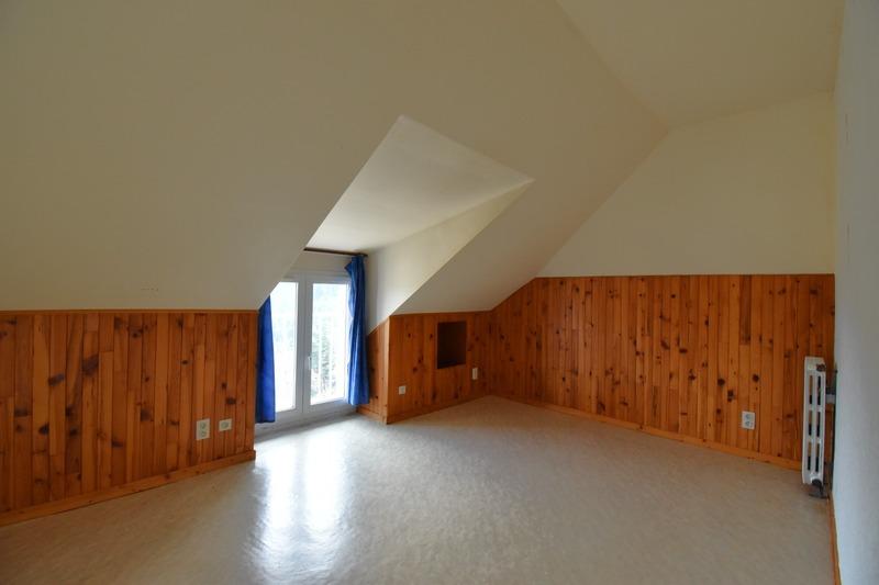 Maison en pierre - 251 m² - 10 pièces