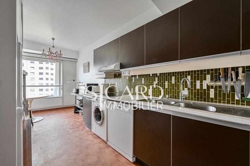 Appartement - 95 m² - 4 pièces