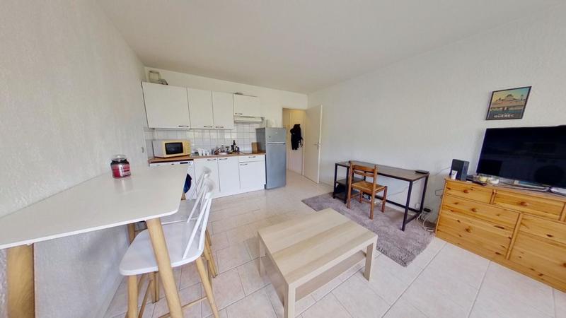 Studio - 25 m² - 1 pièce