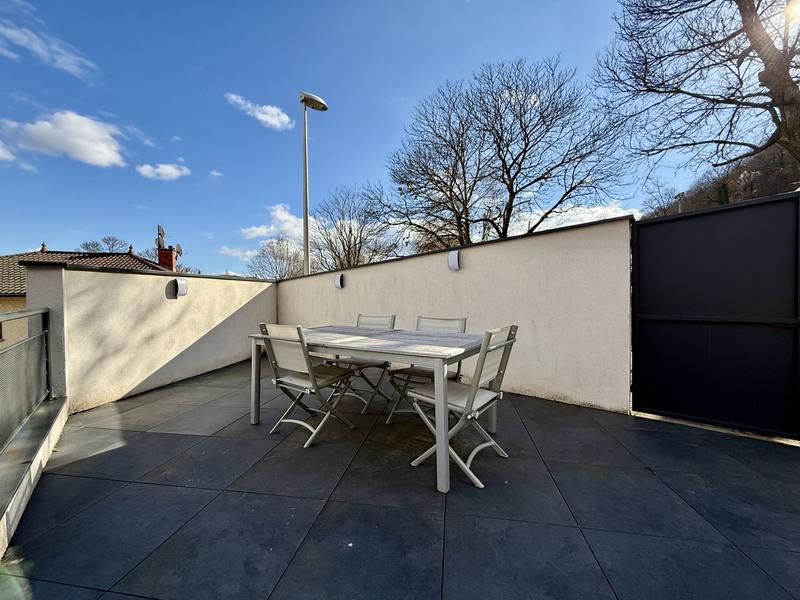 Maison - 158 m² - 6 pièces