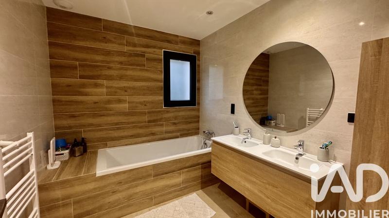 Maison de maîtres - 187 m² - 7 pièces