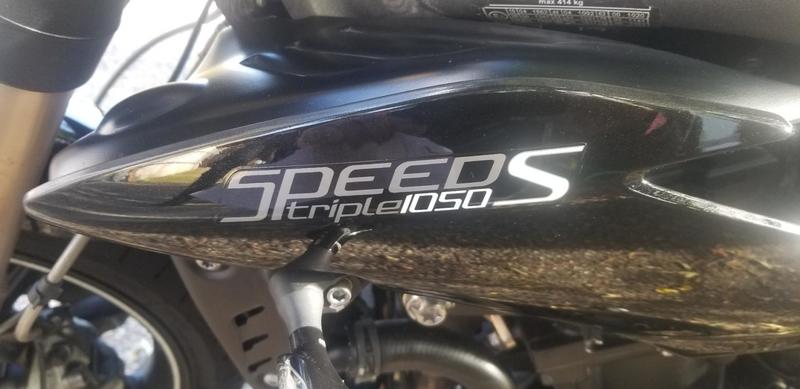 Triumph Speed triple 1050 s black phantom