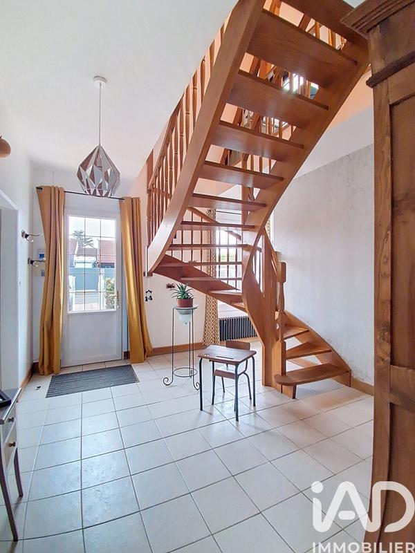 Maison - 167 m² - 7 pièces