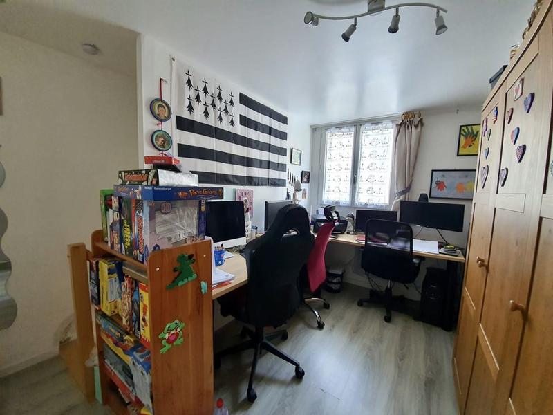 Maison - 230 m² - 7 pièces