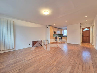 Maison - 61 m² - 3 pièces