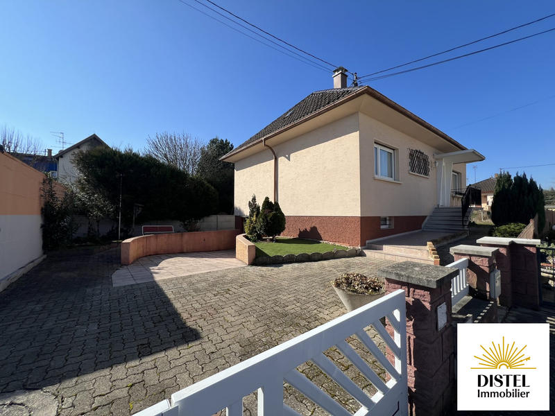 Maison - 98 m² - 6 pièces