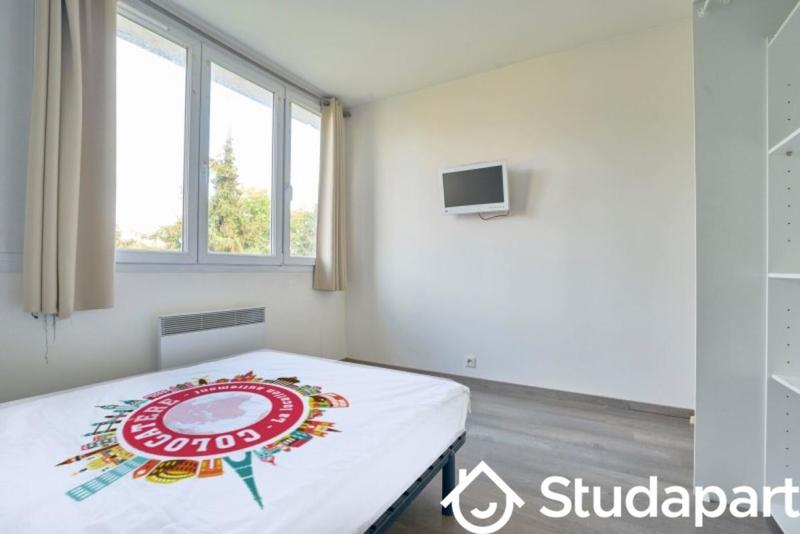 Chambre - 15 m² - 1 pièce