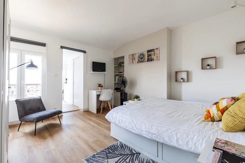 Maison contemporaine - 265 m² - 8 pièces