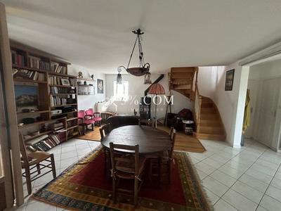 Maison - 136 m² - 6 pièces