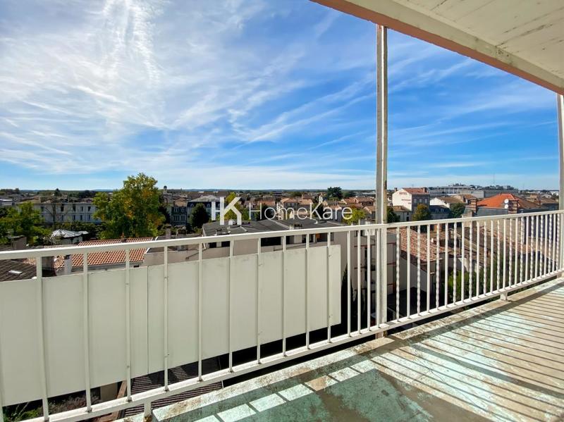 Appartement - 90 m² - 4 pièces