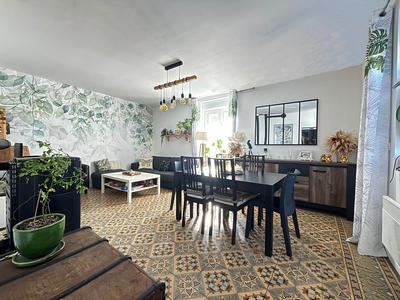 Maison - 88 m² - 4 pièces