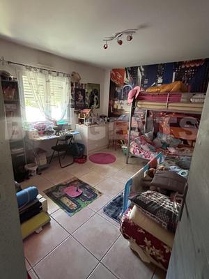 Villa - 250 m² - 8 pièces