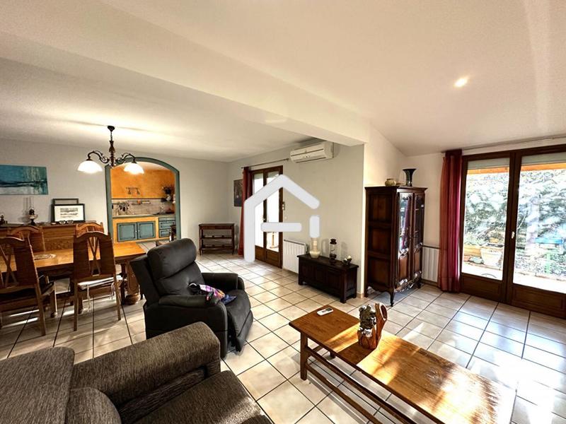 Maison - 143 m² - 5 pièces