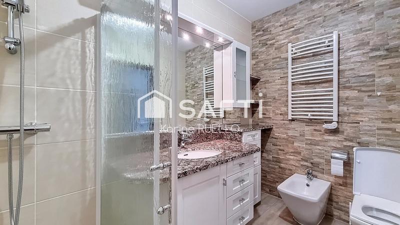 Maison - 190 m² - 5 pièces