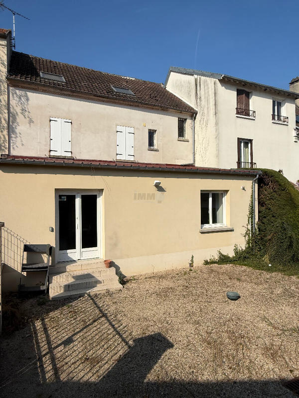 Immeuble - 8 pièces